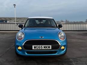 MINI HATCHBACK 2015 (65) at MRG Car Sales Ltd Poole