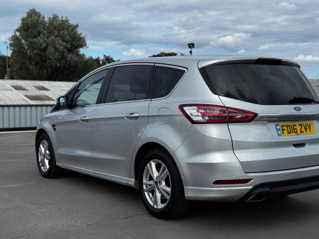 2016 Ford S-MAX 2.0 TDCi Titanium Powershift Euro 6 (s/s) 5dr