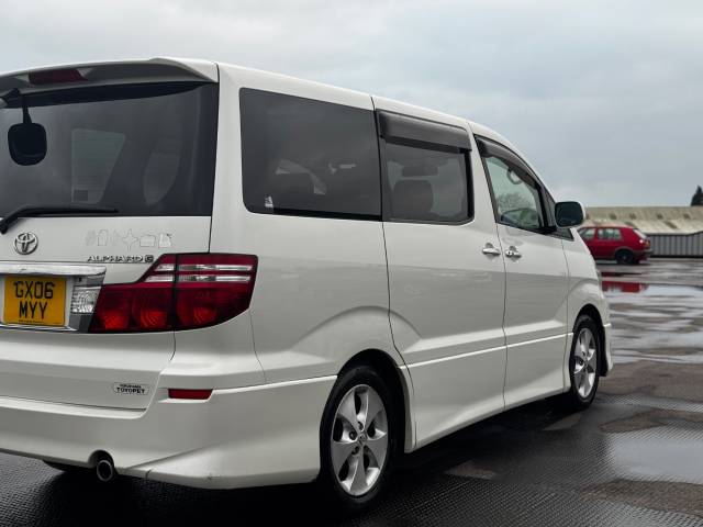 2006 Toyota Alphard 3.0 Camper Van