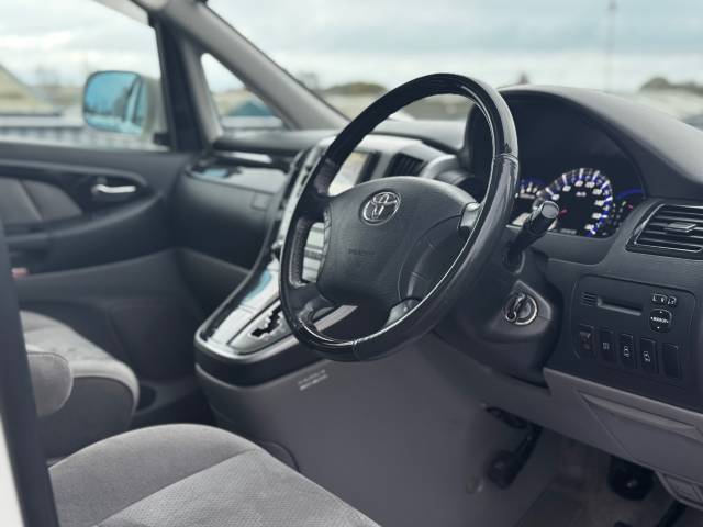 2006 Toyota Alphard 3.0 Camper Van