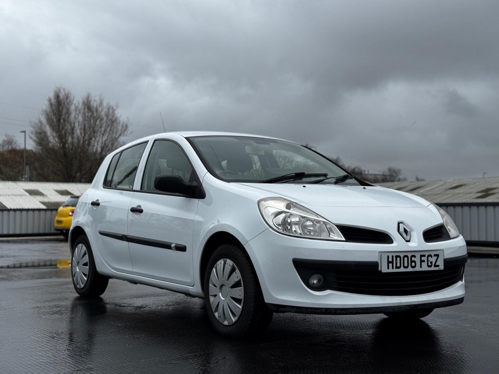 2006 Renault Clio