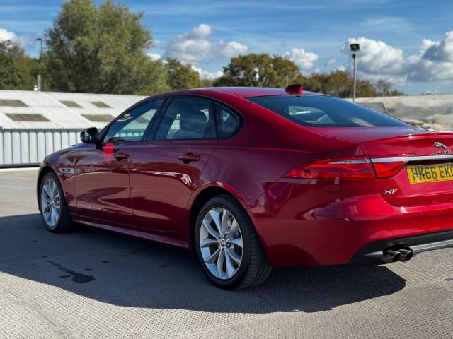 2016 Jaguar XF 2.0d R-Sport Auto Euro 6 (s/s) 4dr